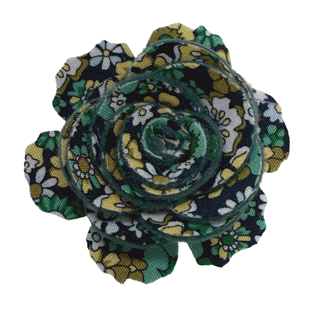 Leasmore Beau Fleur Boutonniere